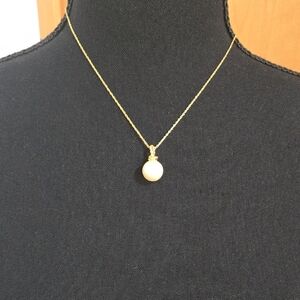kate spade Gold Necklace with Ivory Pearl Pendant